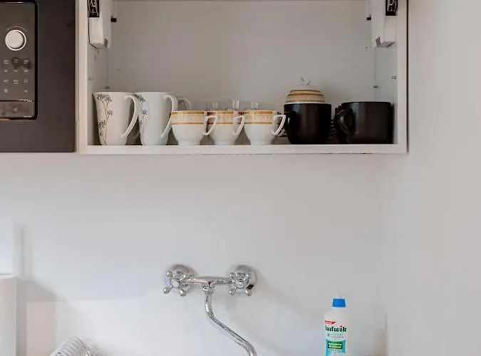 Апартаменти Irena *